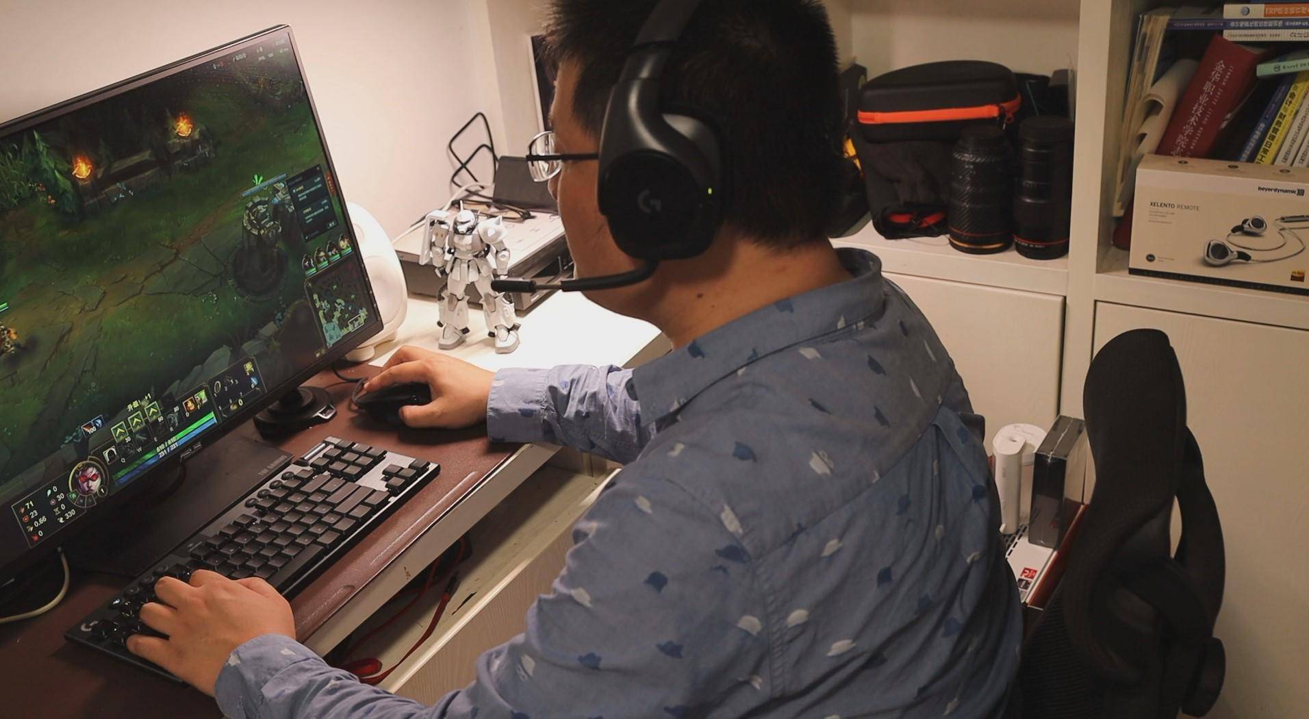 罗技g533蓝牙耳机,罗技g533耳机手机能用吗