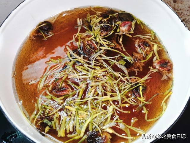 上火喉咙痒喝什么茶效果最好,夏季嗓子干痒咳嗽喝什么茶比较好