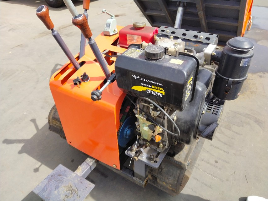 济宁农用履带运输车,济宁1万元左右履带运输车