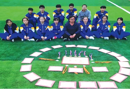 天道酬勤创佳绩求真教育结硕果——南阳市三中王堂校区跨越式发展探索