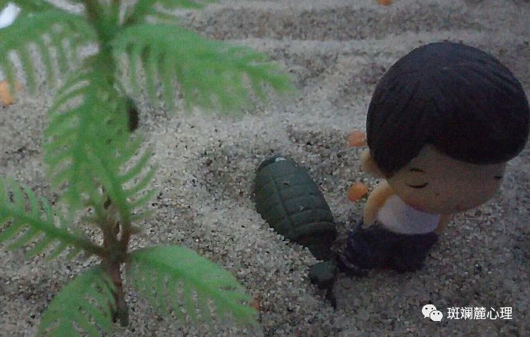 10岁儿童做沙盘心理治疗有用吗,沙盘中的心理分析