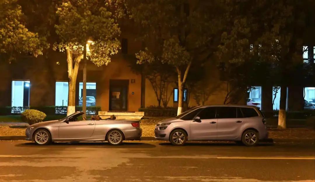 二手进口宝马330i敞篷车长轴,二手的宝马330敞篷车的大概价格