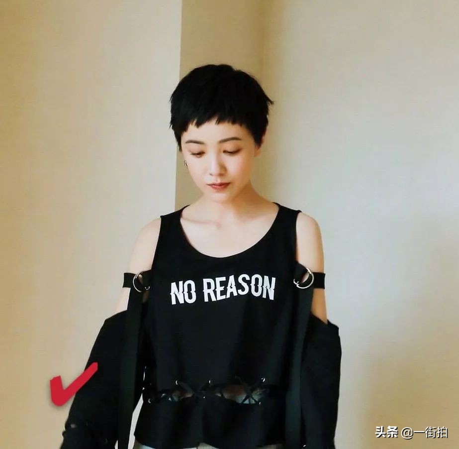 朴信惠好看还是iu好看,朴信惠空气刘海学生造型