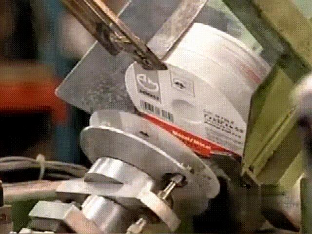 角磨机切割片烂了怎么取掉,角磨机切割片爆裂飞出