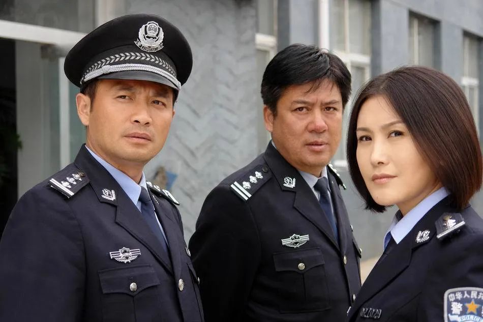 中国警服变迁的历史意义,警服变迁可以反映出什么