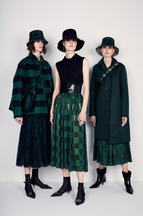 迪奥早春蝴蝶项链,迪奥montaigne项链