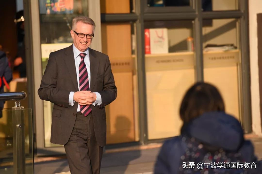 2个牛津，1个剑桥，3个帝国理工面邀，宁波这所学校凭什么这么牛