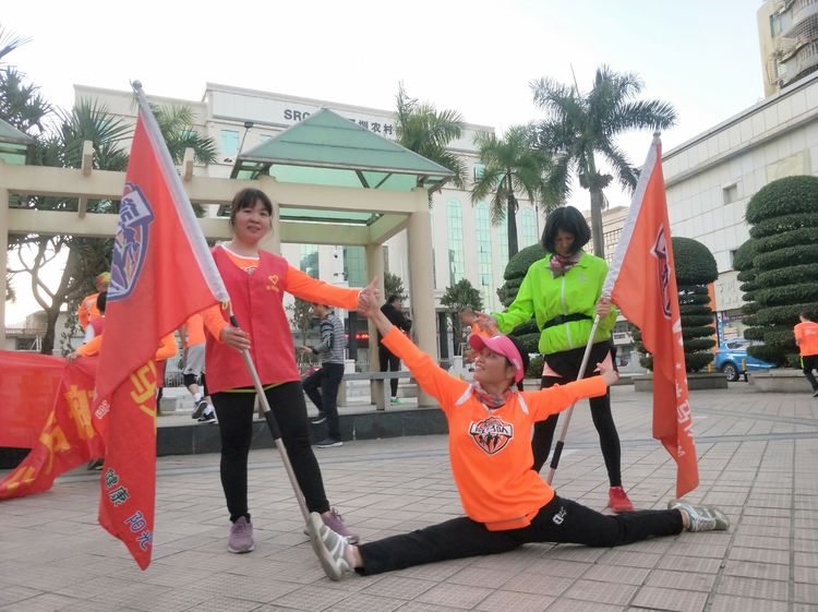 魅力深马,微马同行!六约微马助力深圳国际马拉松