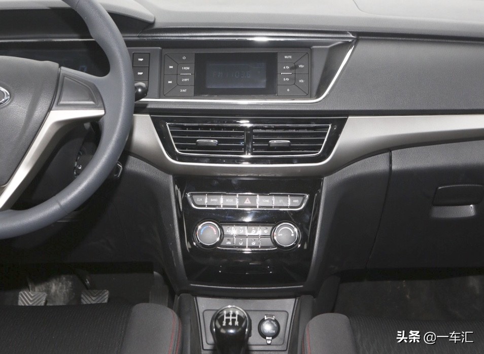 不到5万元的长安欧尚A600，网友：这车到底是微面，还是家用MPV