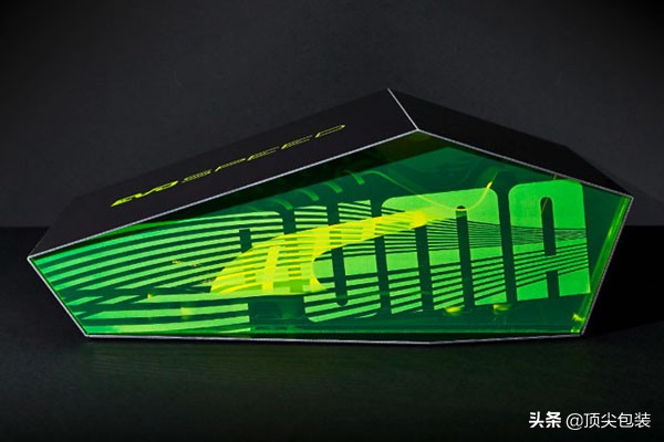 彪马ultra足球鞋新配色AG钉型介绍,彪马pumaevospeed17