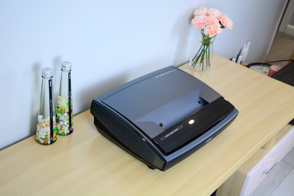 激光电视坚果极米,坚果su4k评测和坚果u1