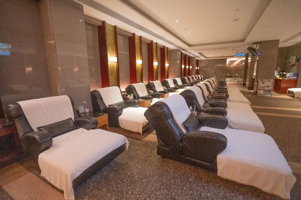 广州白水寨嘉华温泉酒店附近游玩,广州白水寨嘉华温泉酒店亲水房