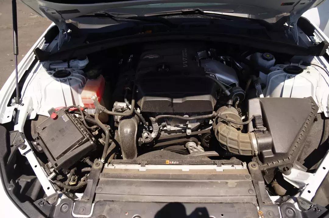 科迈罗挑战野马,科迈罗vs野马挑战者