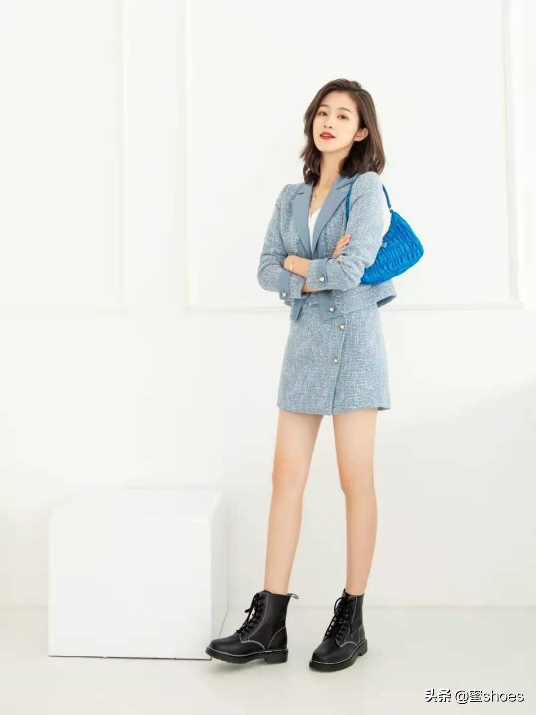 毛晓彤带货了吗,毛晓彤机场穿搭最新鞋