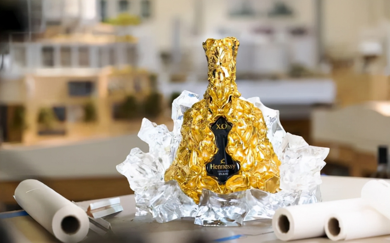 完爆特斯拉龙舌兰,轩尼诗盖里联名款干邑每瓶15万欧