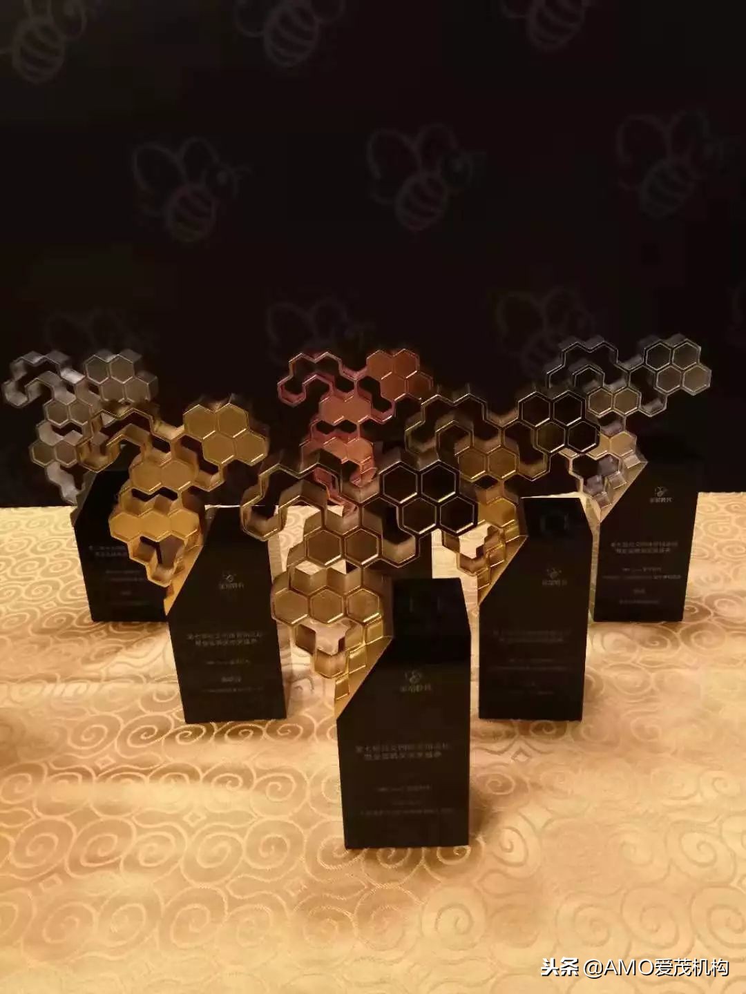 AMO爱茂机构揽获金蜜蜂六项大奖,以新媒体为核心抢占营销C位