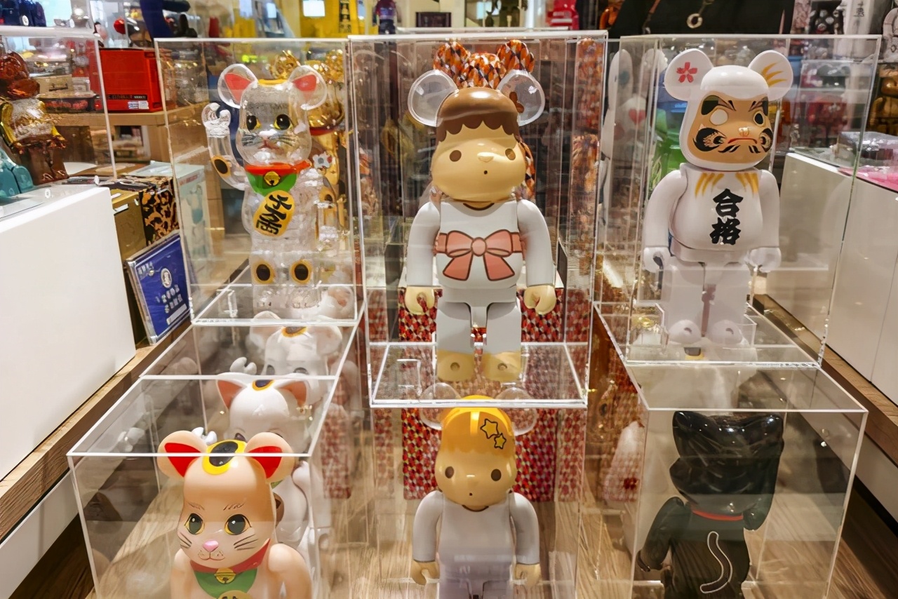 一个玩具熊凭啥炒到上百万,一玩具熊被炒至天价