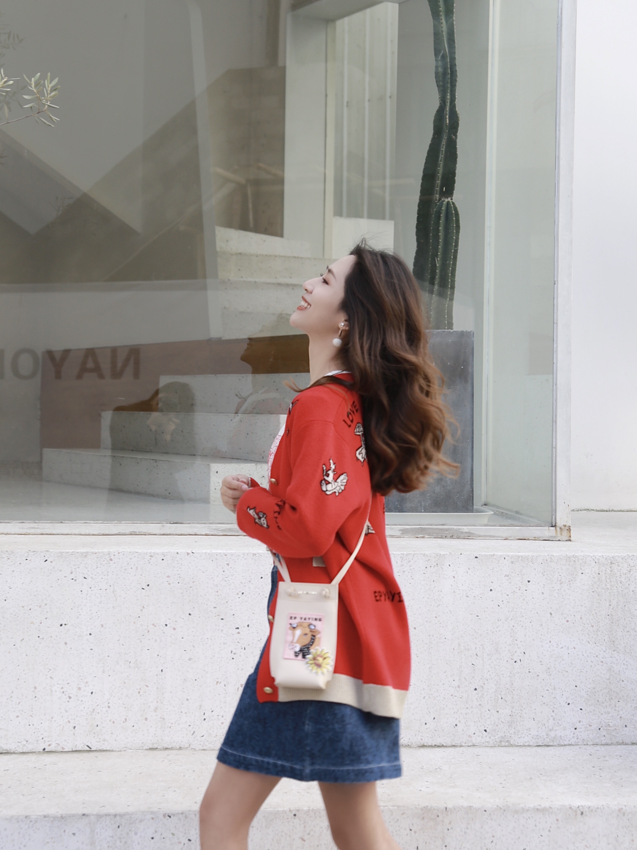 要火的“度假牛”有点萌！牛年小包好俏皮，高性价比雅莹真心爱了