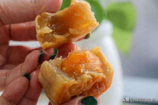 老长沙月饼纯手工制作,老师傅手工月饼