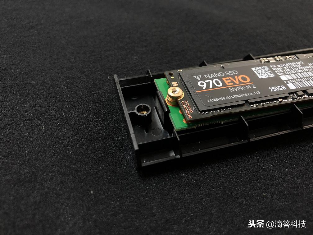 速度最快的硬盘盒,970evo固态硬盘装上以后要做什么