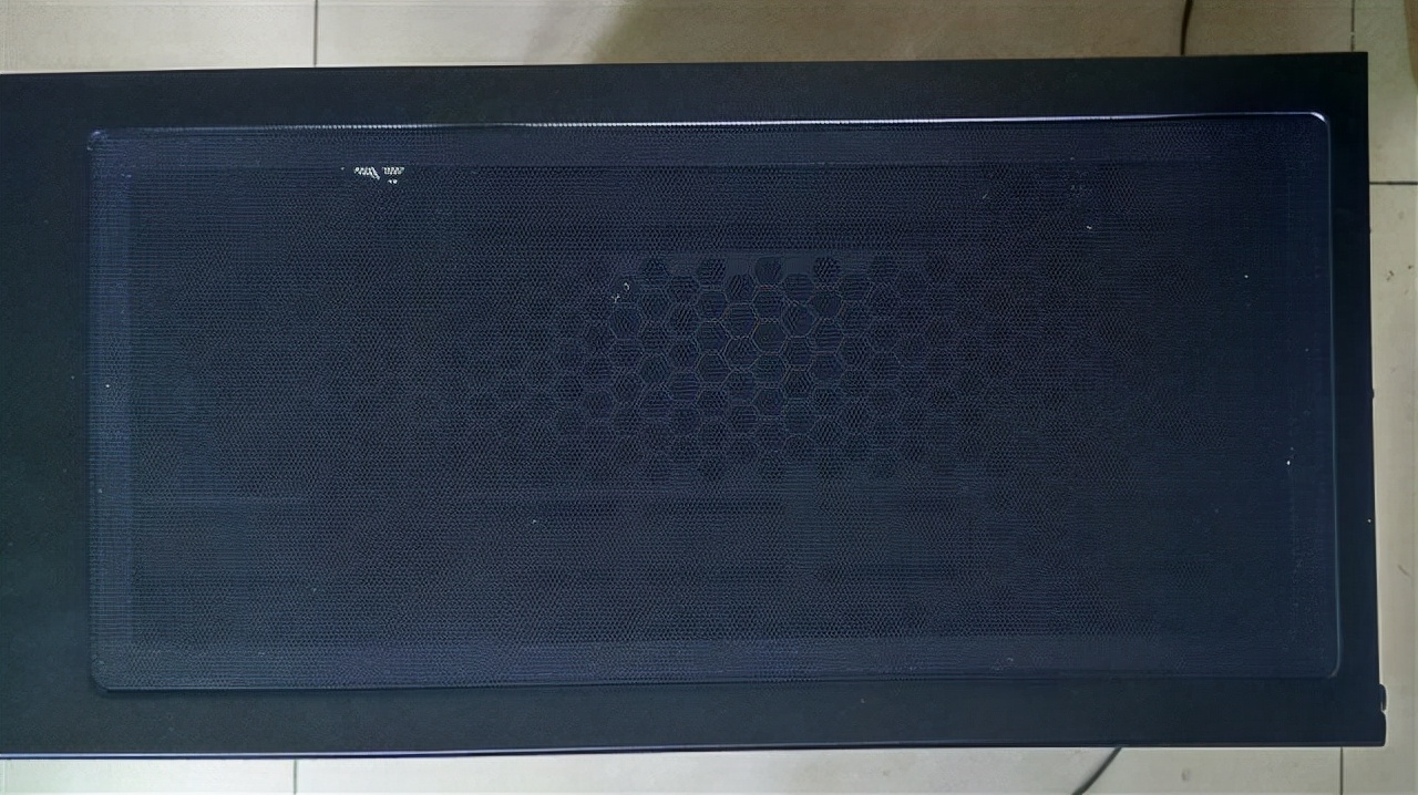 一体水冷主机和分体水冷主机区别,水冷主机好和普通的有什么区别