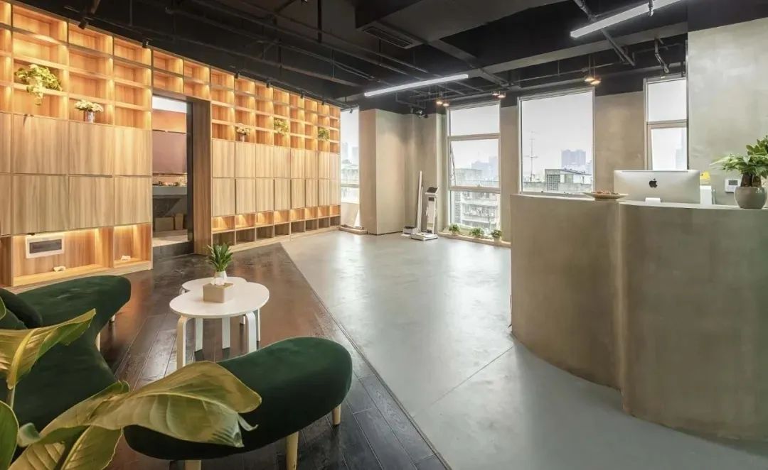 您护人民生命安全,我们愿您身体健康——成都健身机构感恩抗疫天使