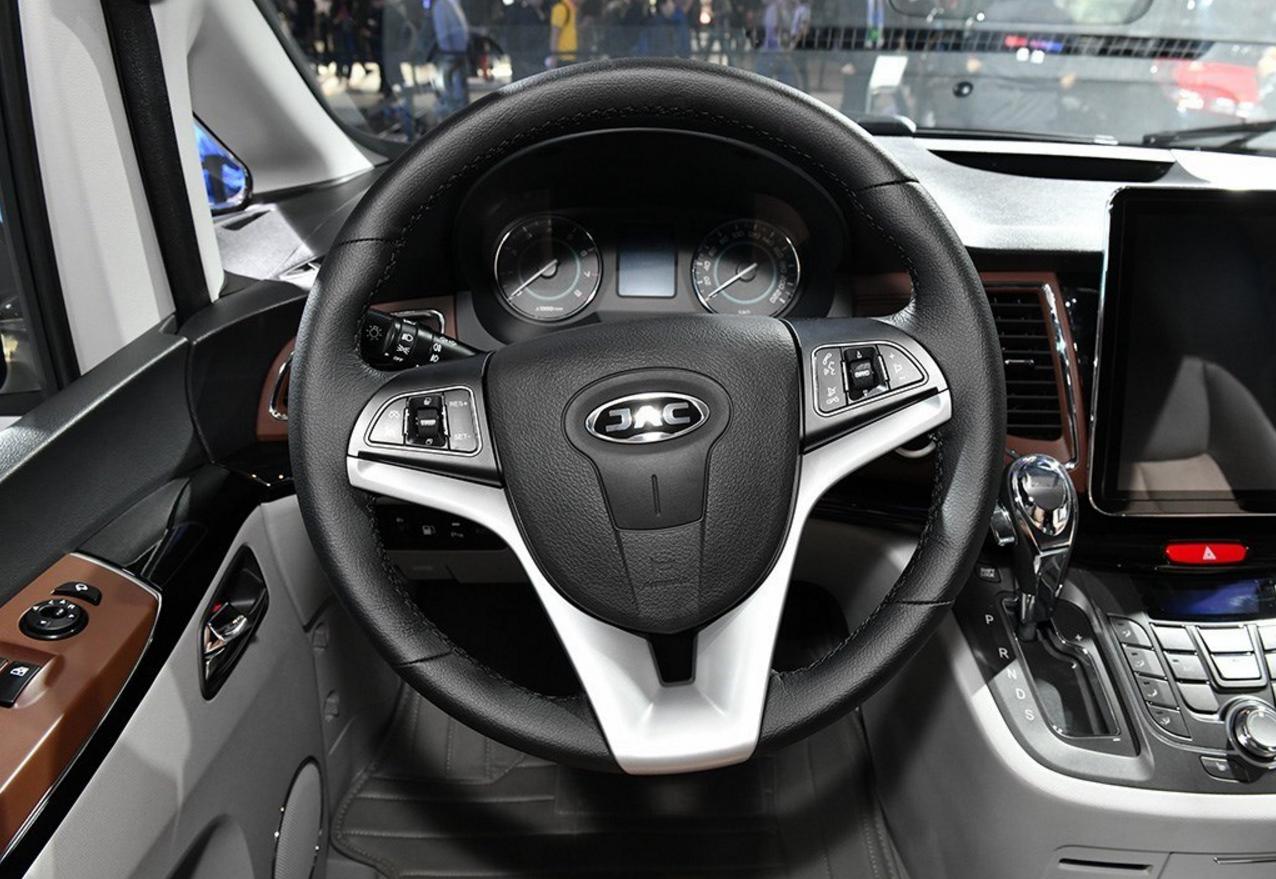 江淮瑞风m5外形尺寸,新款瑞风m5有9座吗