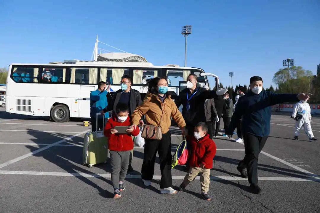 通州潞源街道：把每一名离鄂返京辖区居民安全接回家