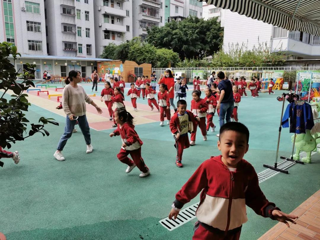 “坏人来了，怎么办？”——连江县进修校附属园防恐防暴应急疏散演练活动