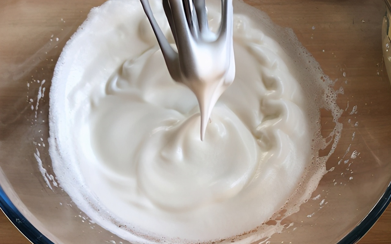 天冷了多吃这道菜,无需烤箱3分钟做酸奶蛋糕