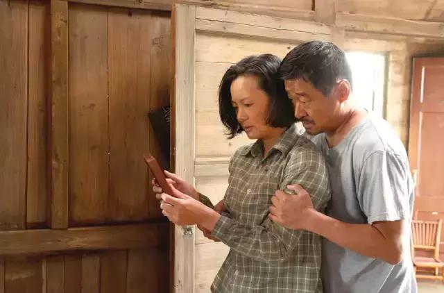 咏梅小欢喜剧照,小欢喜刘静演技咏梅落泪