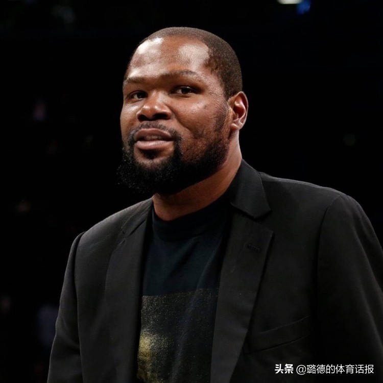 nba鐞冨憳鍚冨法鏃犻湼,nba鐞冨憳鍚冩檭鏃跺埢