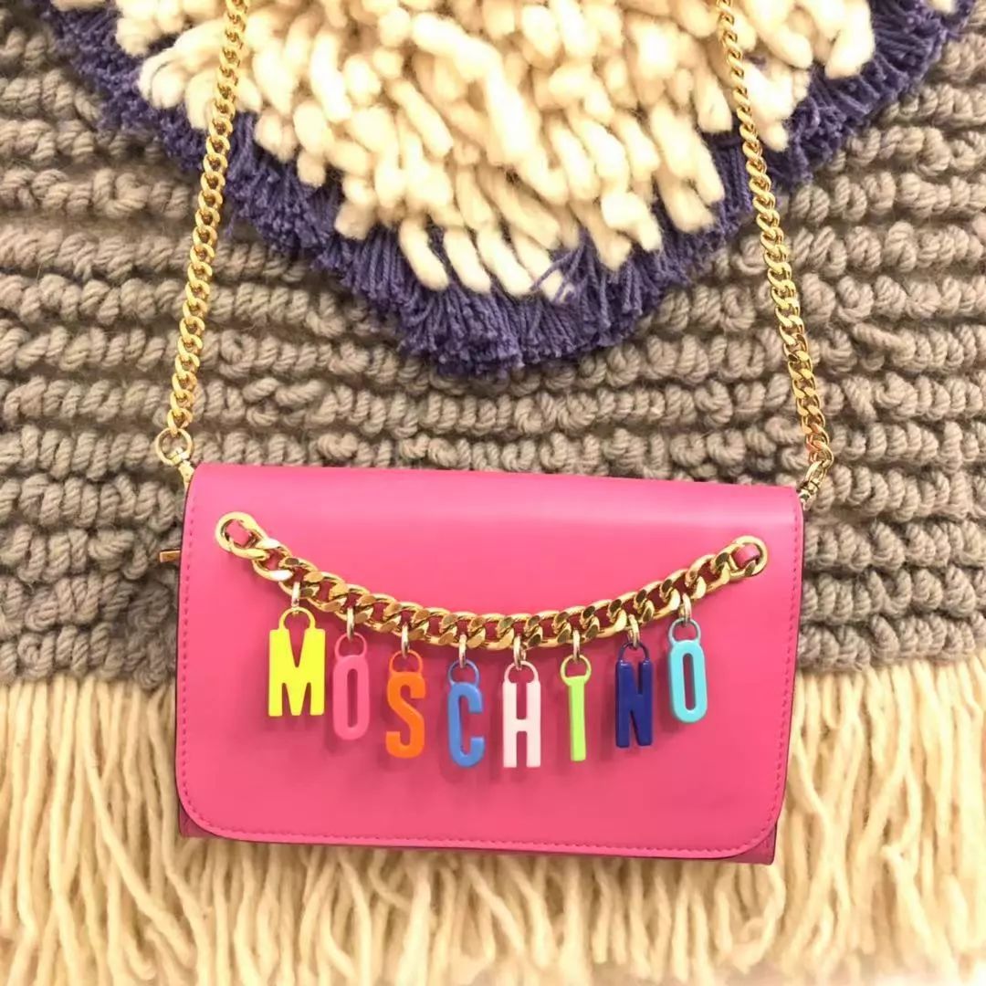 第一只名牌包怎么选