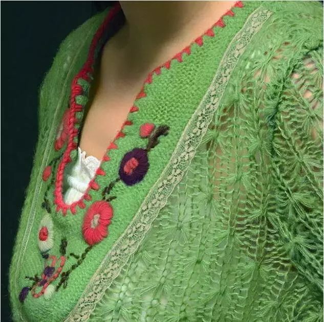 冷军——画破发动机，横的卖198万竖的1897万，放大10倍来看