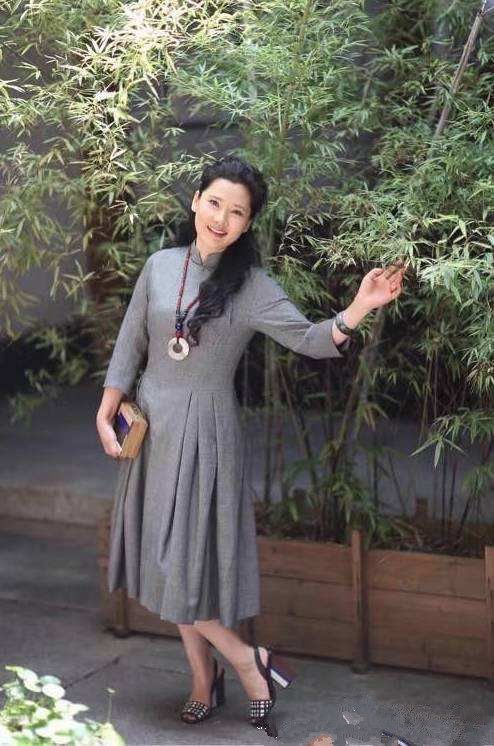 何赛飞老了变嘟嘟嘴,何赛飞年轻老了对比