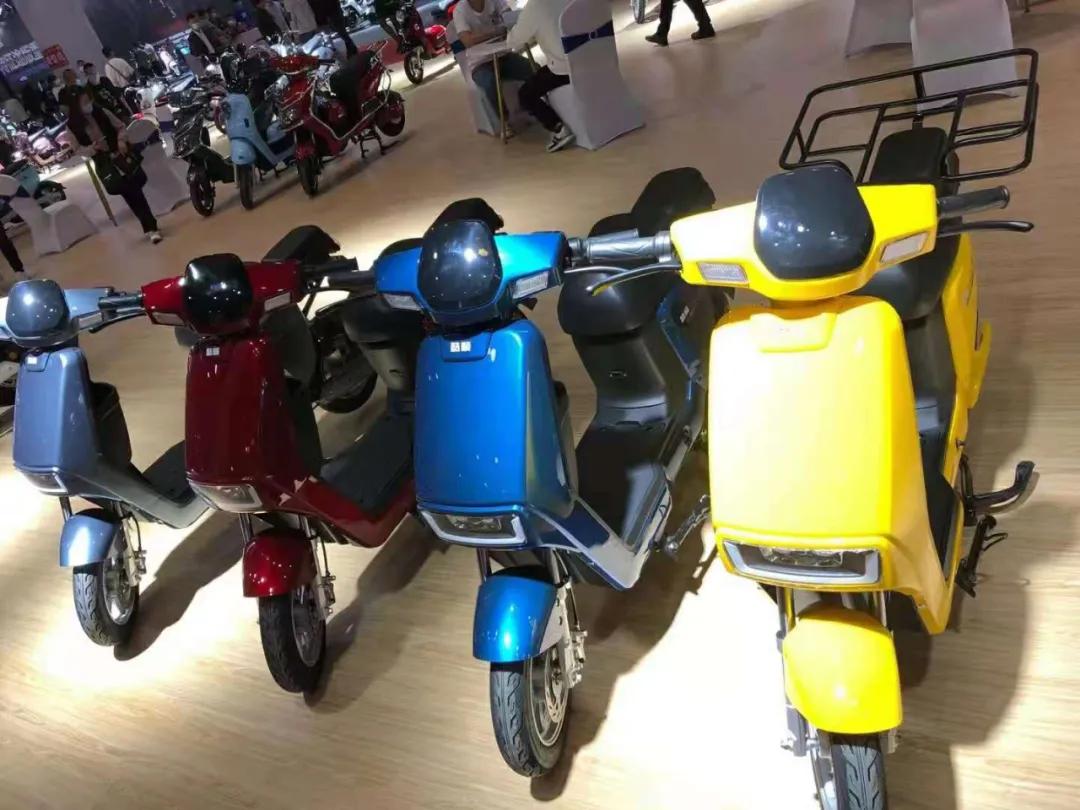 携产品惊艳亮相展会,携新品亮相展会