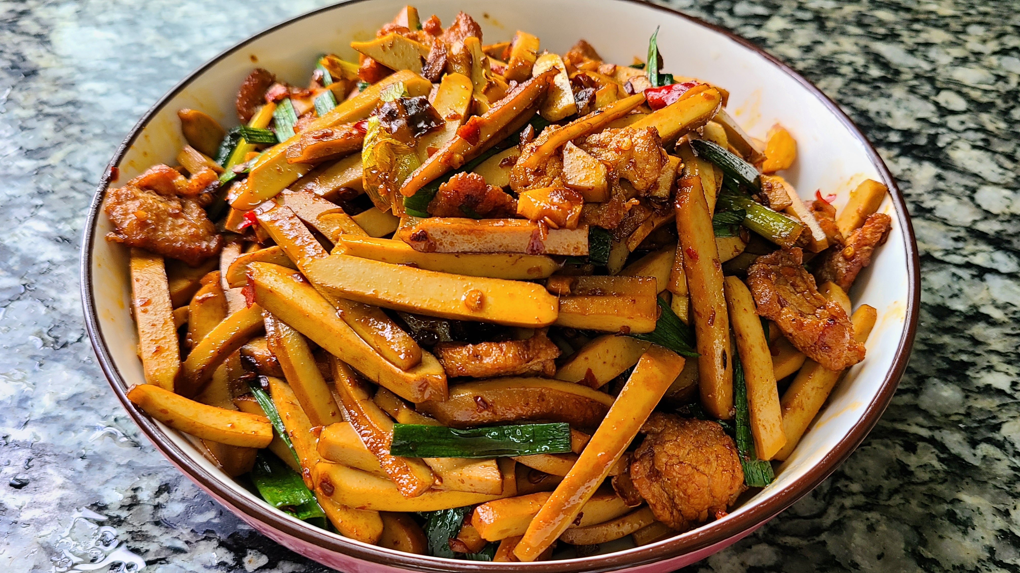 家庭小炒500款菜谱豆腐香干炒蒜苗,蒜苗香干炒肉怎么做香干才入味