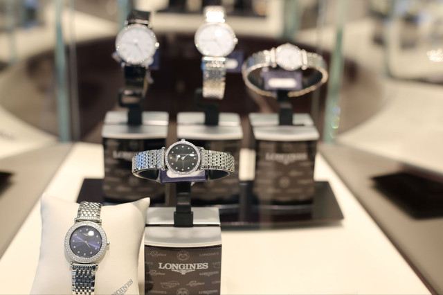 瑞士除了手表还有别的值得买的吗,除了瑞士军刀还有什么好的