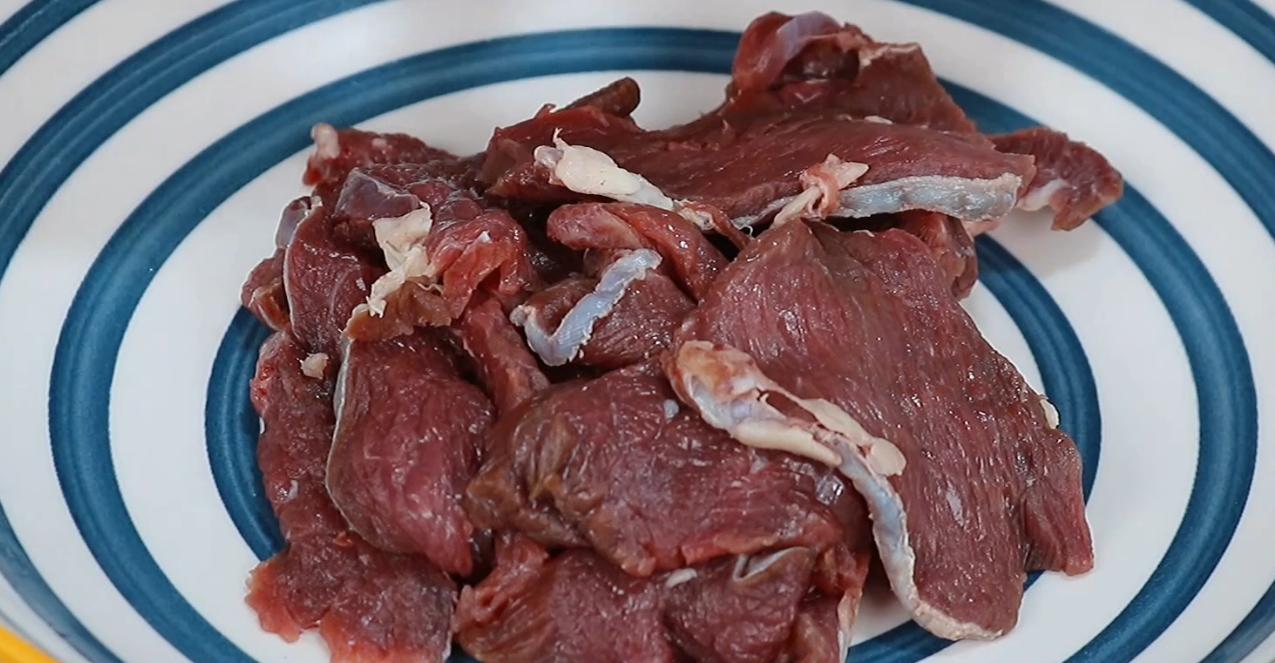 这样做的牛肉软烂入味不塞牙,哪个部位的牛肉炖得软烂不塞牙