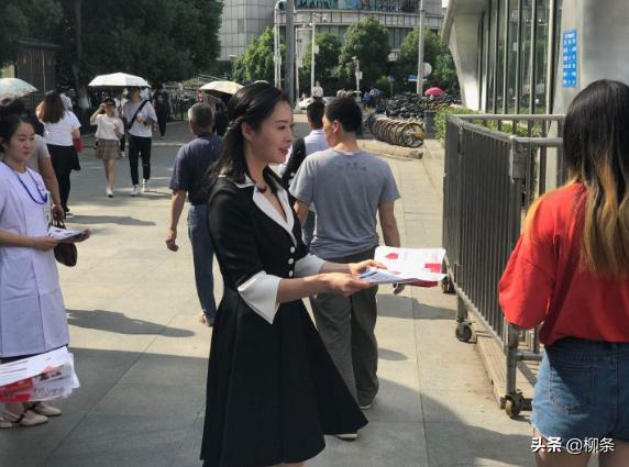 发传单为什么不可以直接扔,如何防止发传单的人把传单扔了