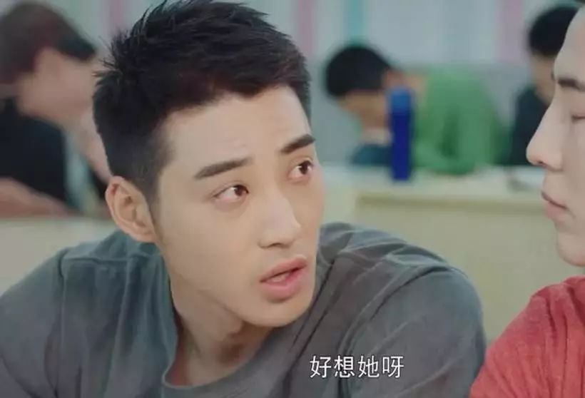 这部豆瓣9.0的国产良心青春片，不狗血的大学流水账