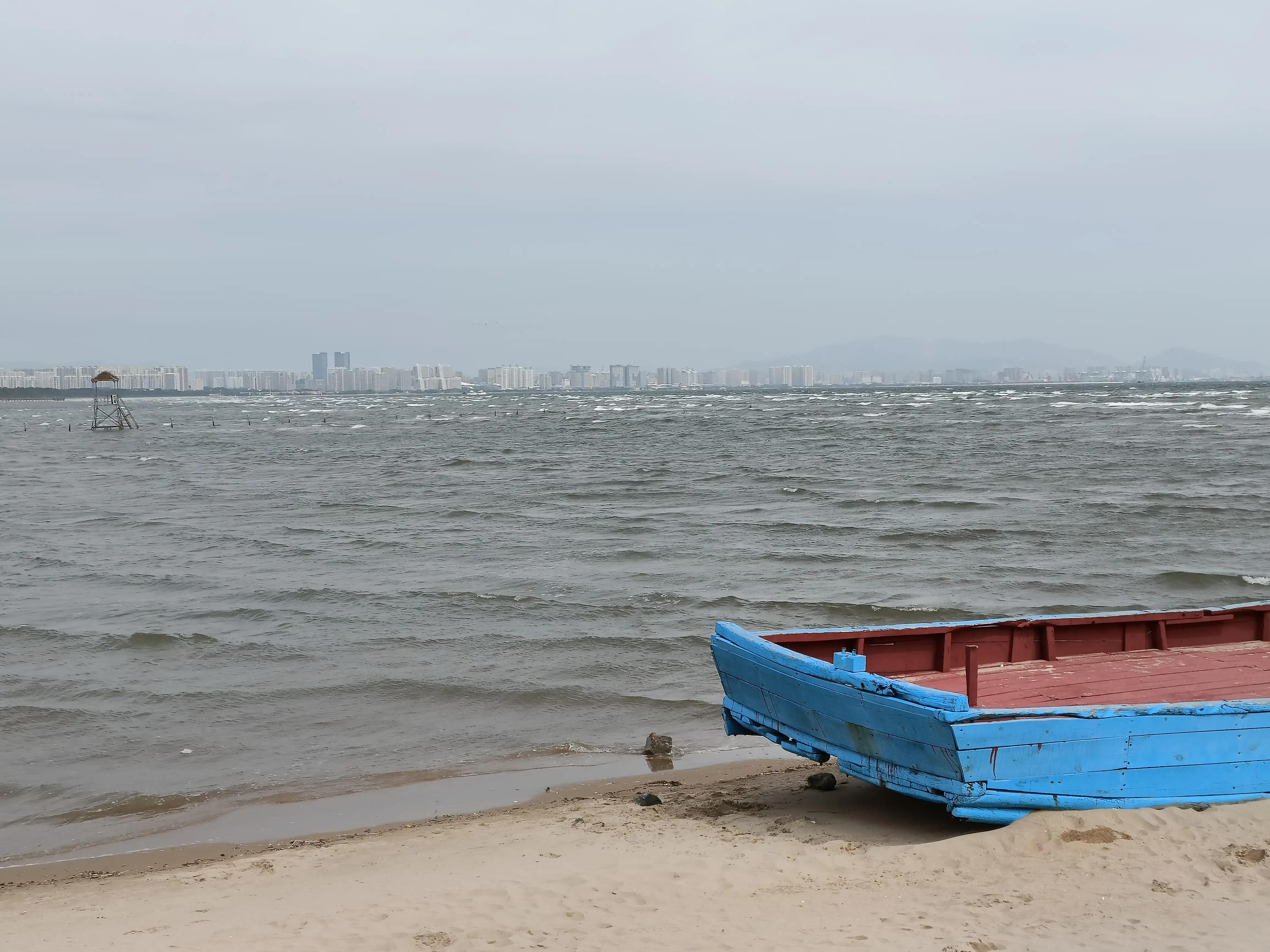 北戴河天空和海洋,北戴河海景好看还是三亚好看