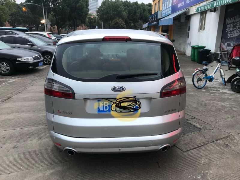 福特商务车麦柯斯,福特风之星7座商务车