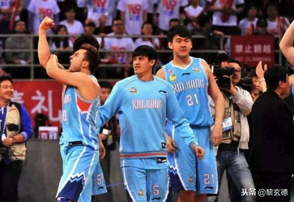 西热力江回到新疆,西热力江回家视频