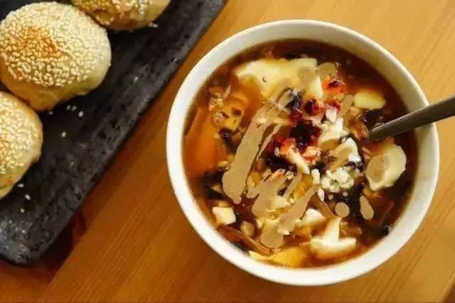 从早晨起来吃到晚上视频,合肥步行街早上吃啥