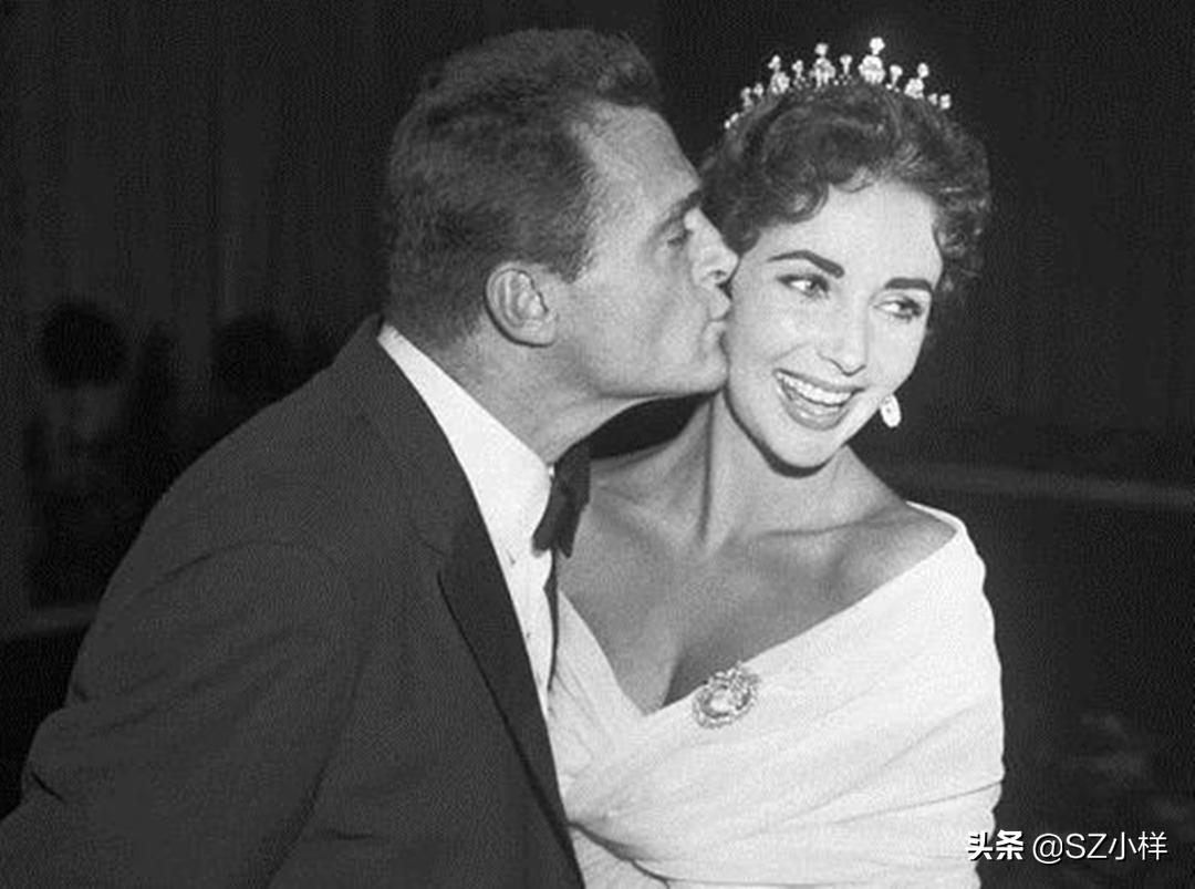 伊丽莎白泰勒传奇人生,伊丽莎白泰勒戴钻石