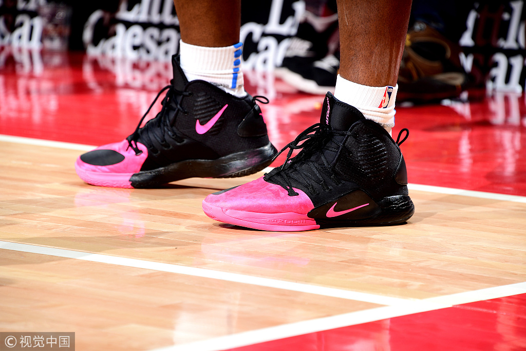 NBA今日球鞋精选:新配色UACurry5来了!库里穿它致敬老爹
