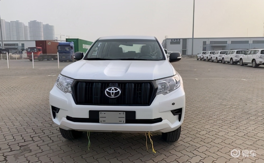 最低配2700普拉多,霸道2700中东版高低配