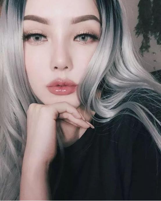 完美日记唇釉胡萝卜色,胡萝卜色的口红好还是唇釉好