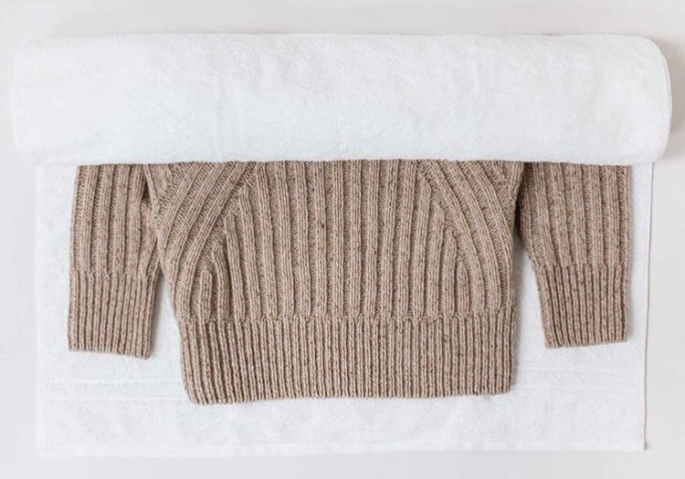 羊毛衫与羊绒衫哪个好打理,买了很贵的羊毛大衣